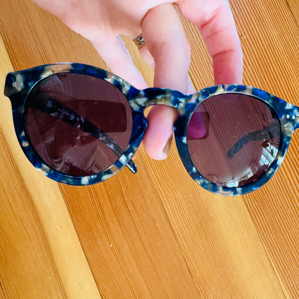 Never worn scratch-free House of Harlow 1960 sold out “Carmen” sunglasses
